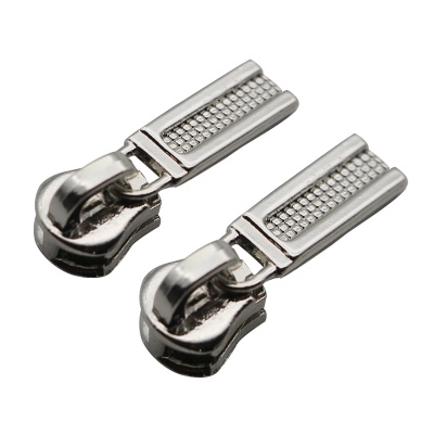 3#号金属拉头 铜牙火网格拉头 皮具拉头带片箱包金属拉头工厂现货