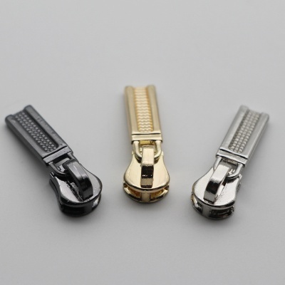 3#号金属拉头 铜牙火网格拉头 皮具拉头带片箱包金属拉头工厂现货